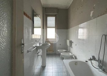 Three-room apartment Via S. Giovanni Bosco, Asti - photo 17
