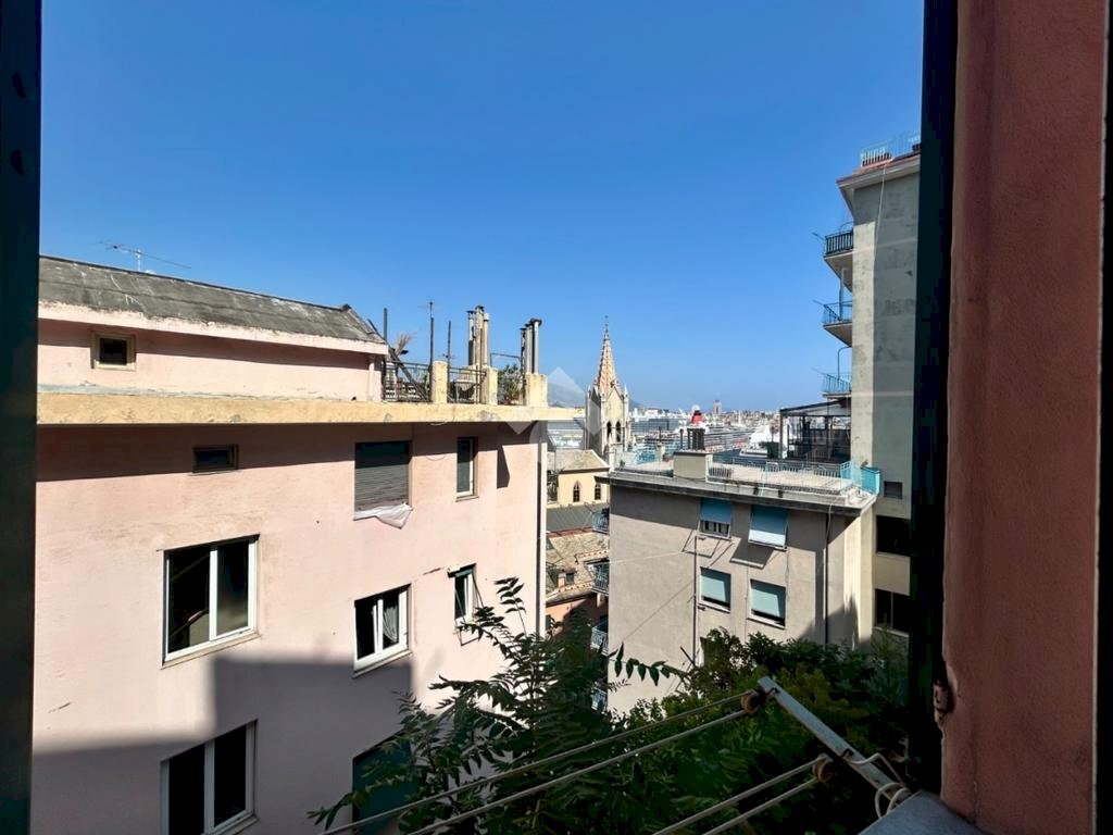 Trilocale Via san fermo, Genova (zona San Teodoro) - foto 2
