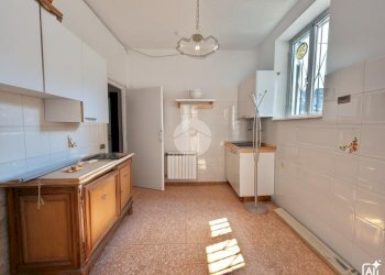 Two-room apartment Via Santuario, Savona (neighborhood Santuario) - photo 1