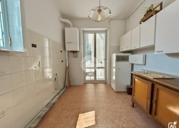 Two-room apartment Via Santuario, Savona (neighborhood Santuario) - photo 3