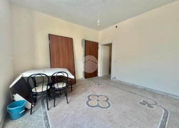 Two-room apartment Via Santuario, Savona (neighborhood Santuario) - photo 2