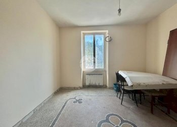 Two-room apartment Via Santuario, Savona (neighborhood Santuario) - photo 5