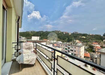 Three-room apartment Via Mignone, Savona (neighborhood Villapiana) - photo 3
