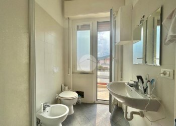 Three-room apartment Via Mignone, Savona (neighborhood Villapiana) - photo 20
