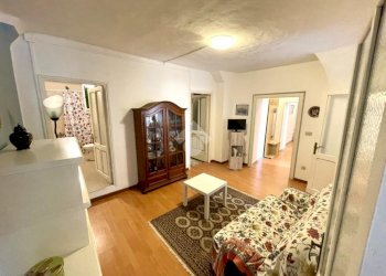 Four-room apartment Via giacomo agnesi, Imperia - photo 9