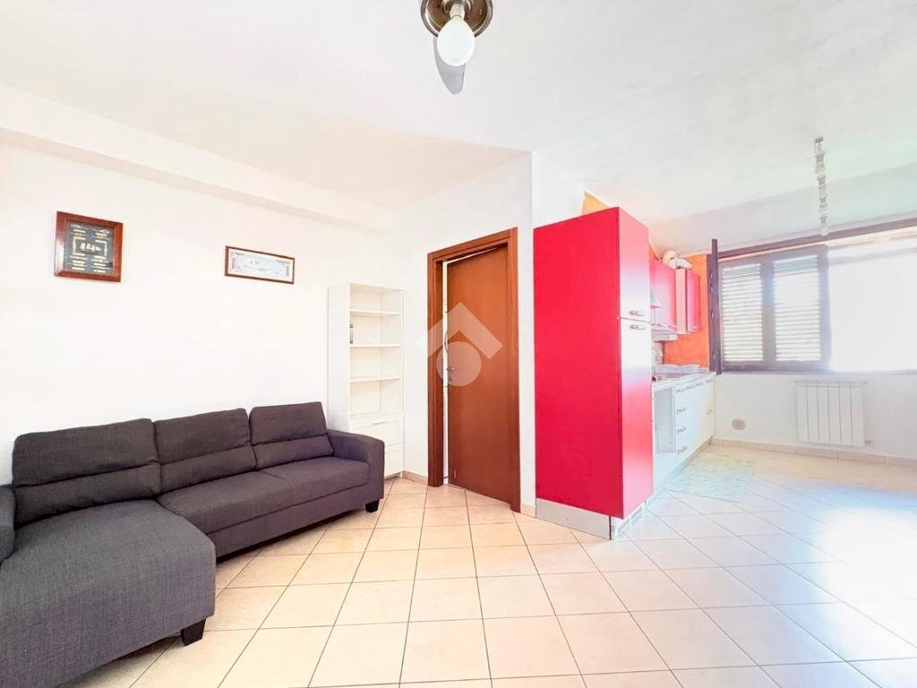 One-room apartment Via Milano, Bollate - photo 1