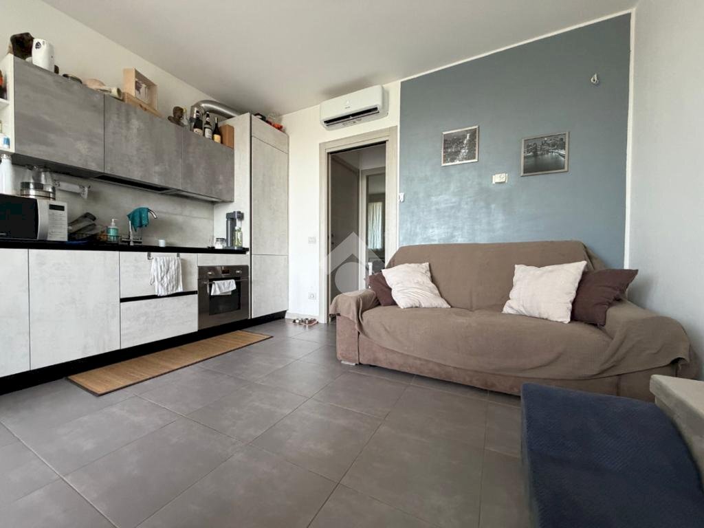 Two-room apartment Via Laura Prati, Bussero - photo 1