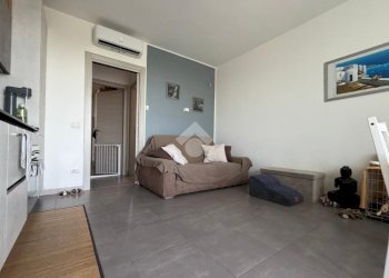 Two-room apartment Via Laura Prati, Bussero - photo 5