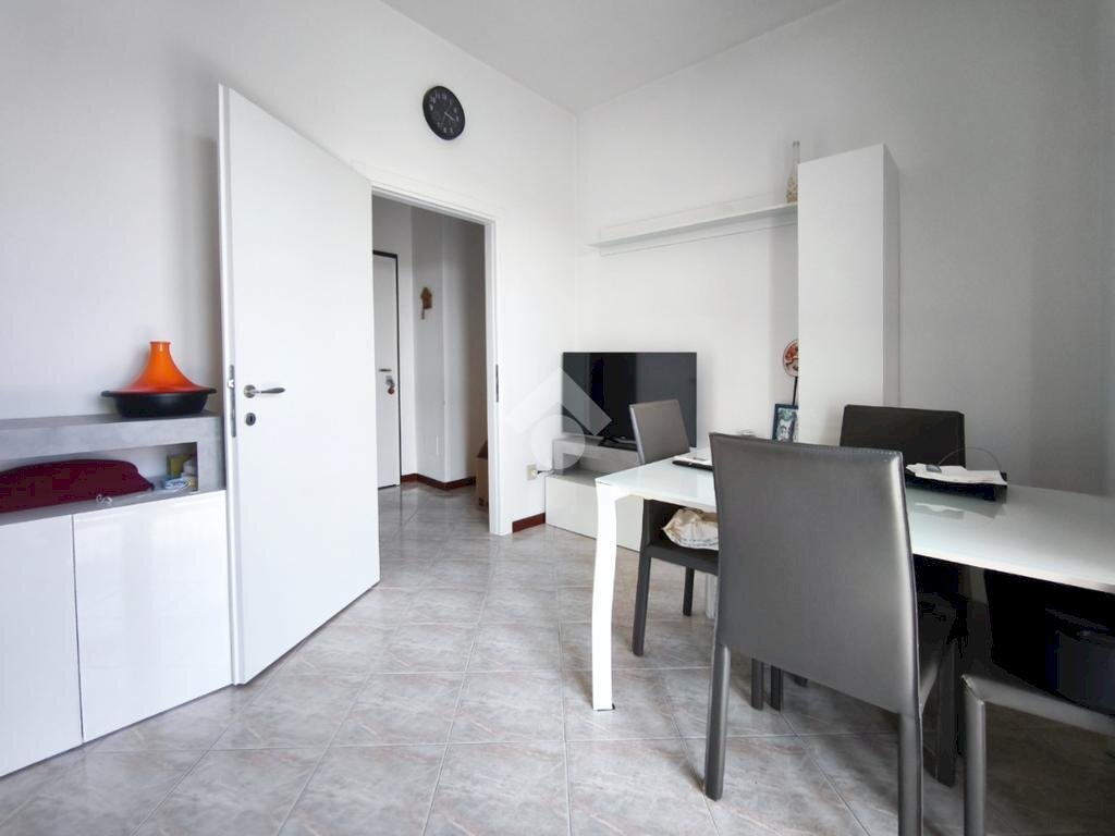 Two-room apartment Via Pietro Mascagni, Cormano - photo 1