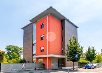 Three-room apartment Via San Martino, Settimo Milanese - photo 1