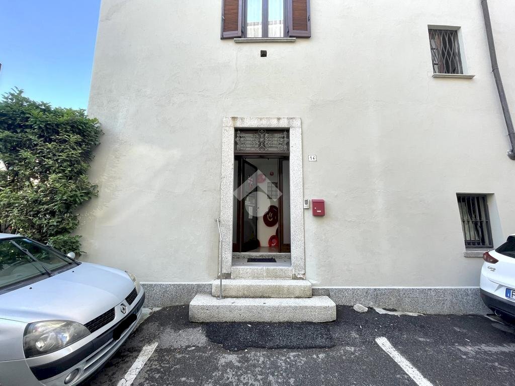 Bilocale Via Stefano Molli, Borgomanero - foto 2