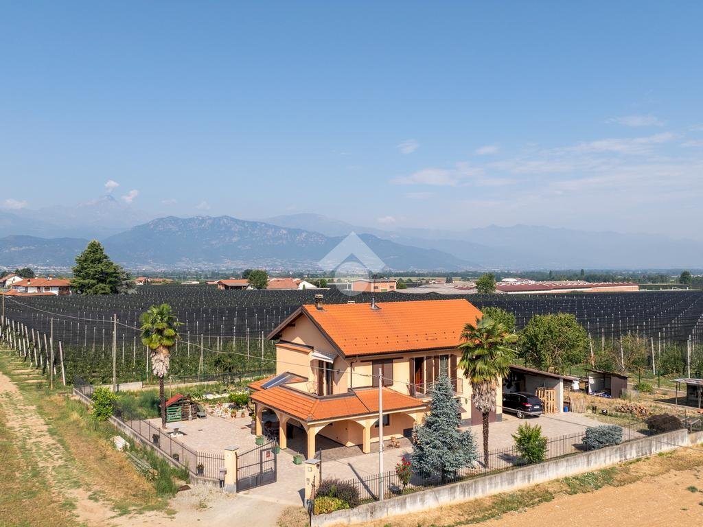 Casa indipendente Regione Ruata dei Re, Saluzzo - foto 1