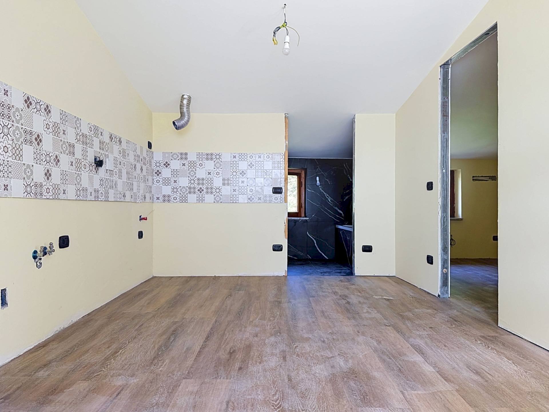 Foto 2 - Three-room apartment Via Nomentana
 
9, Mentana - photo 2