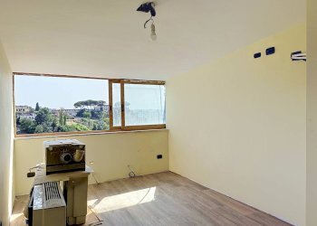 Foto 11 - Three-room apartment Via Nomentana
 
9, Mentana - photo 11