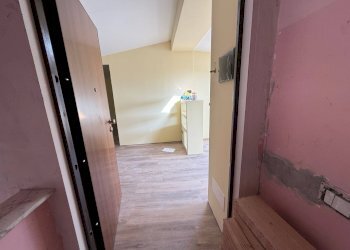 Foto 20 - Three-room apartment Via Nomentana
 
9, Mentana - photo 20