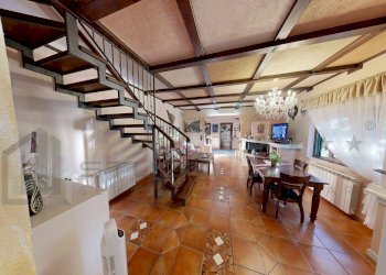 Foto 19 - Villa C.DA VALLELEOTA
 
102, Luzzi - photo 19