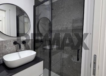 Bagno - Bilocale Via Treviso
 
6, Milano - foto 12