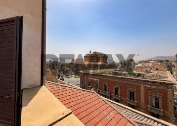 Edificio all\'aperto - Attico Via Ruggiero Settimo
 
7, Palermo - foto 5