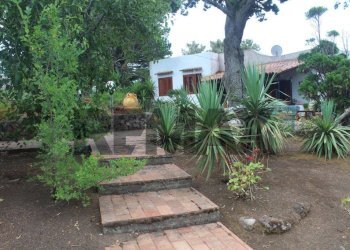 Giardino - Independent house Strada Provinciale 179 Vulcano Piano
 
snc, Lipari - photo 12