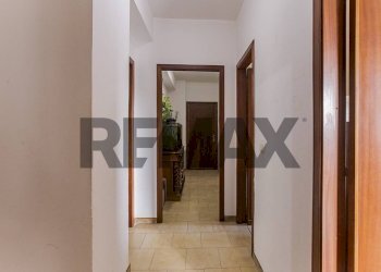 Hall / corridoio - Appartamento Via Marina
 
125, Fiumefreddo di Sicilia - foto 34