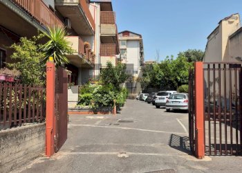 Edificio all\'aperto - Quadrilocale Via Immacolata
 
57, Catania - foto 1