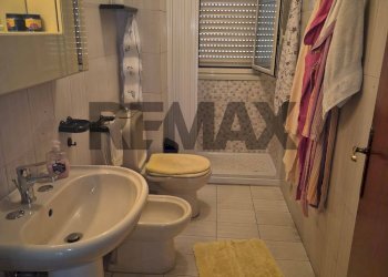 Bagno - Quadrilocale Via Immacolata
 
57, Catania - foto 11