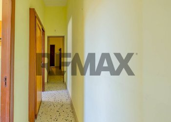 Hall / corridoio - Casa indipendente Via Carlo Alberto
 
87/89, Giarre - foto 5