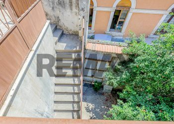 Edificio all\'aperto - Casa indipendente Via Carlo Alberto
 
87/89, Giarre - foto 8