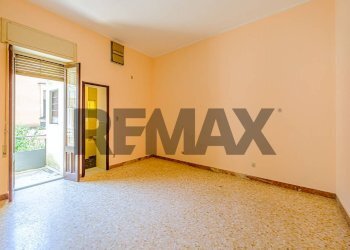Stanza vuota - Casa indipendente Via Carlo Alberto
 
87/89, Giarre - foto 14