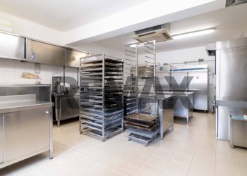 Dispensa di stoccaggio - Laboratorio Piazza Indipendenza
1, Paterno - foto 2