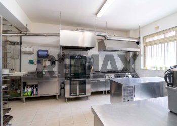 Cucina - Laboratorio Piazza Indipendenza
1, Paterno - foto 5
