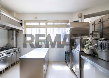 Cucina - Laboratorio Piazza Indipendenza
1, Paterno - foto 10
