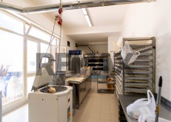 Lavanderia - Laboratorio Piazza Indipendenza
1, Paterno - foto 11