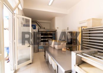 Lavanderia - Laboratorio Piazza Indipendenza
1, Paterno - foto 12