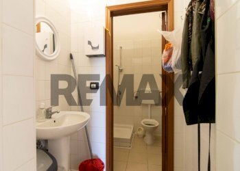 Bagno - Laboratorio Piazza Indipendenza
1, Paterno - foto 15