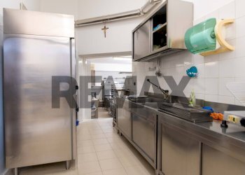 Cucina - Laboratorio Piazza Indipendenza
1, Paterno - foto 22
