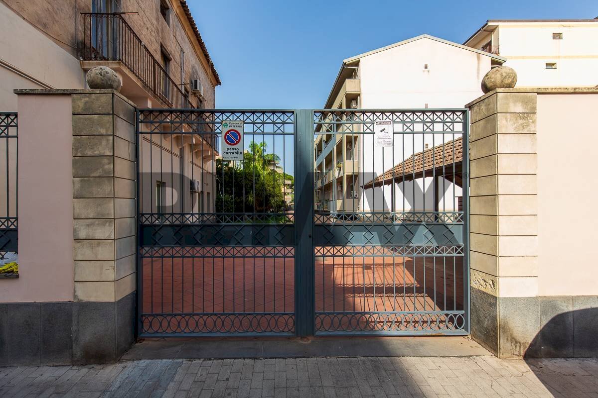 Edificio all\'aperto - Appartamento Via Circumvallazione
525, Paterno - foto 2