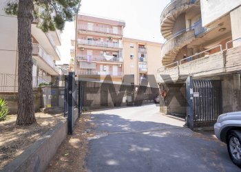 Edificio all\'aperto - Trilocale Via San Domenico Savio
 
25-A/3, Gravina di Catania - foto 32