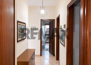 Hall / corridoio - Appartamento Via Libertà
 
2/F, Riposto - foto 4
