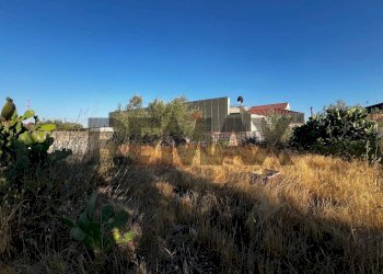 Edificio all\'aperto - Building land Via al Tempio
 
5, Camporotondo Etneo - photo 3