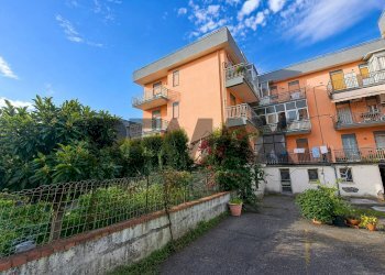 Edificio all\'aperto - Terreno agricolo Via Libertà
 
1, Riposto - foto 2