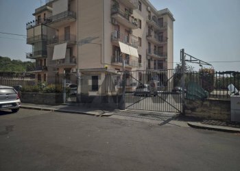 Edificio all\'aperto - Quadrilocale Via Taranto
 
12, Catania - foto 1