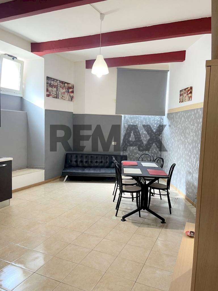 Sala da pranzo - Bilocale Via San Remo
 
3, Roma - foto 1