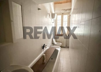 Bagno - Casa indipendente Cesare Battisti
 
52, Maiolati Spontini - foto 4