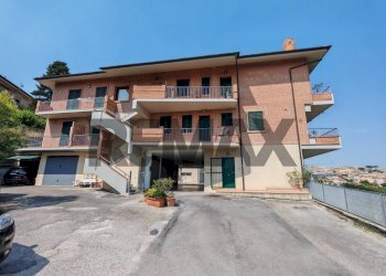 Edificio all\'aperto - Bilocale VIA DALMAZIA
 
21, Recanati - foto 1