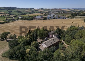 Vista delle montagne - Casa indipendente Via Nevola
 
80, Corinaldo - foto 2