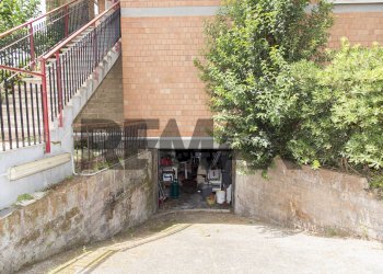 Edificio all\'aperto - Appartamento Via Adda
 
76, Anzio - foto 9