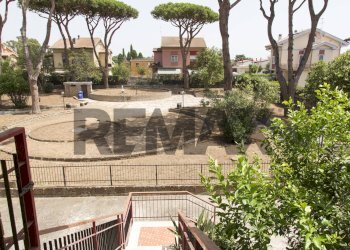 Edificio all\'aperto - Appartamento Via Adda
 
76, Anzio - foto 11