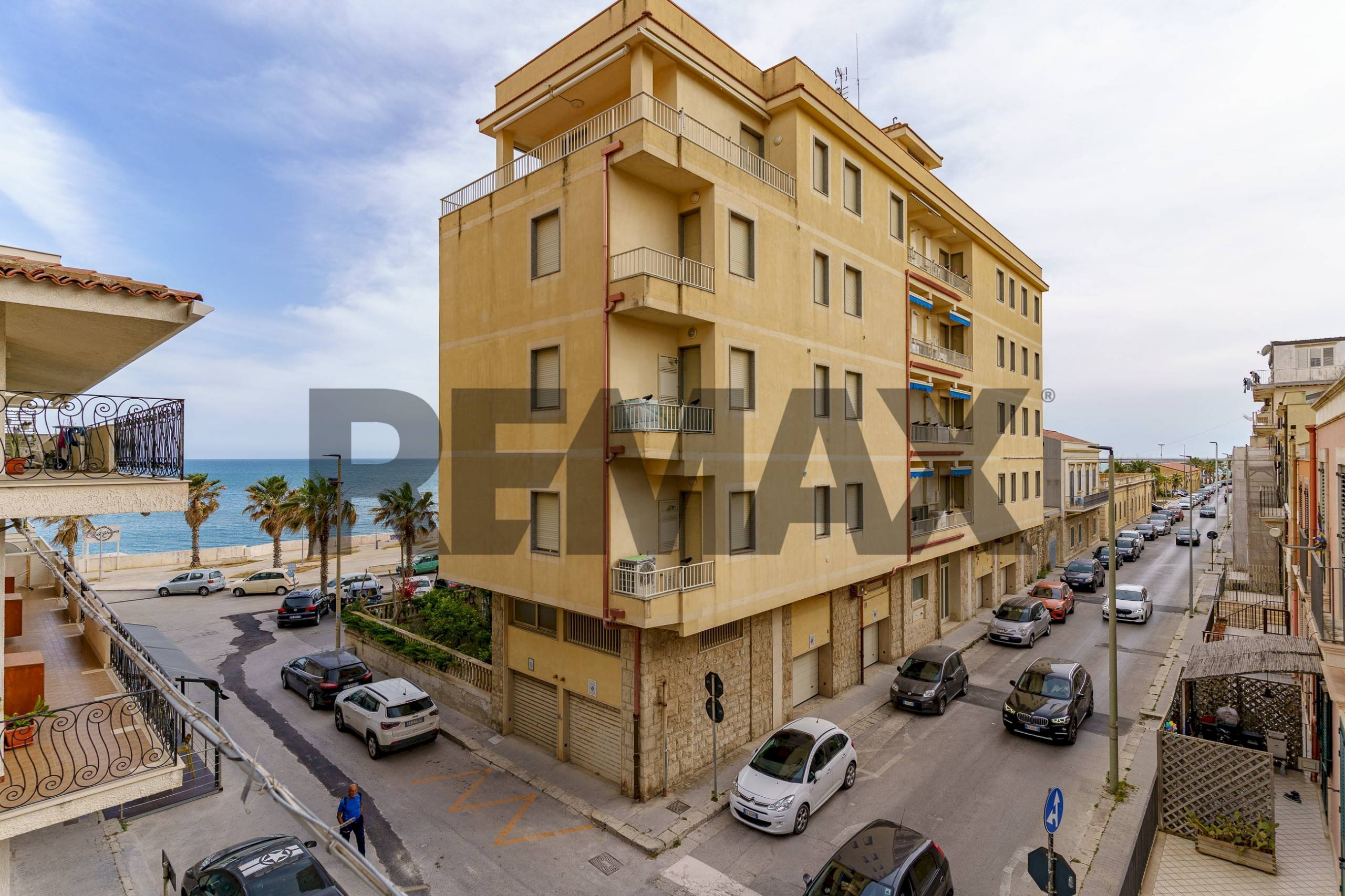 Edificio all\'aperto - Appartamento via magenta
 
4, Pozzallo - planimetria 1