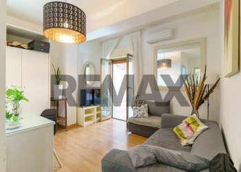 Soggiorno - Apartment Traversa A di via G. Martino
 
2, Taormina - photo 7